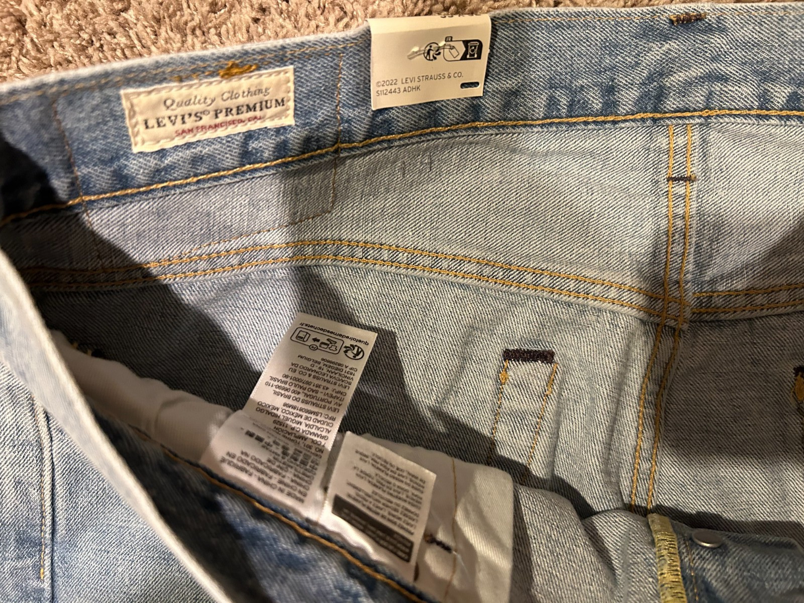 Levi’s Premium 501 Original Fit Selvedge Jeans Blue Men’s Size NWT RT$148 3600