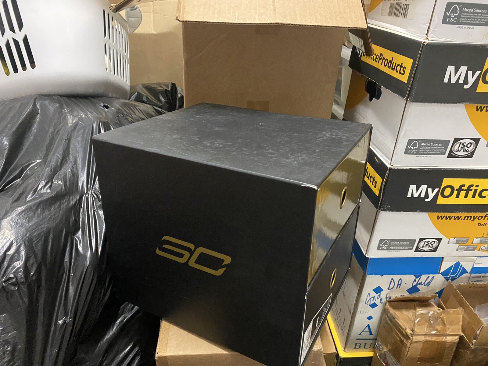Under Armour Curry B2B Finals MVP Men’s Basketball Shoes Size EMPTY STORAGE BOX