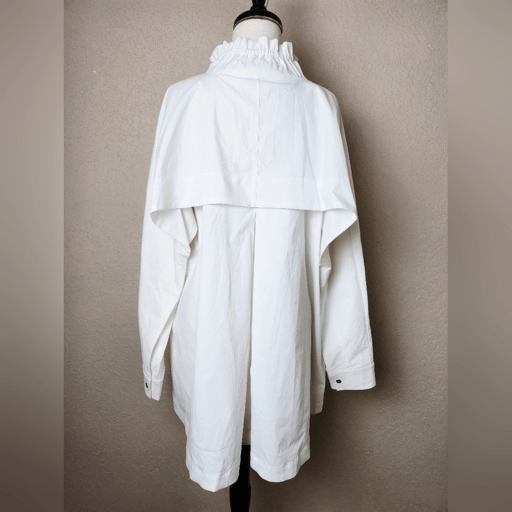 Athleta Advantage Poplin Top Quarter Zip High Low Structured Jacket White Size M