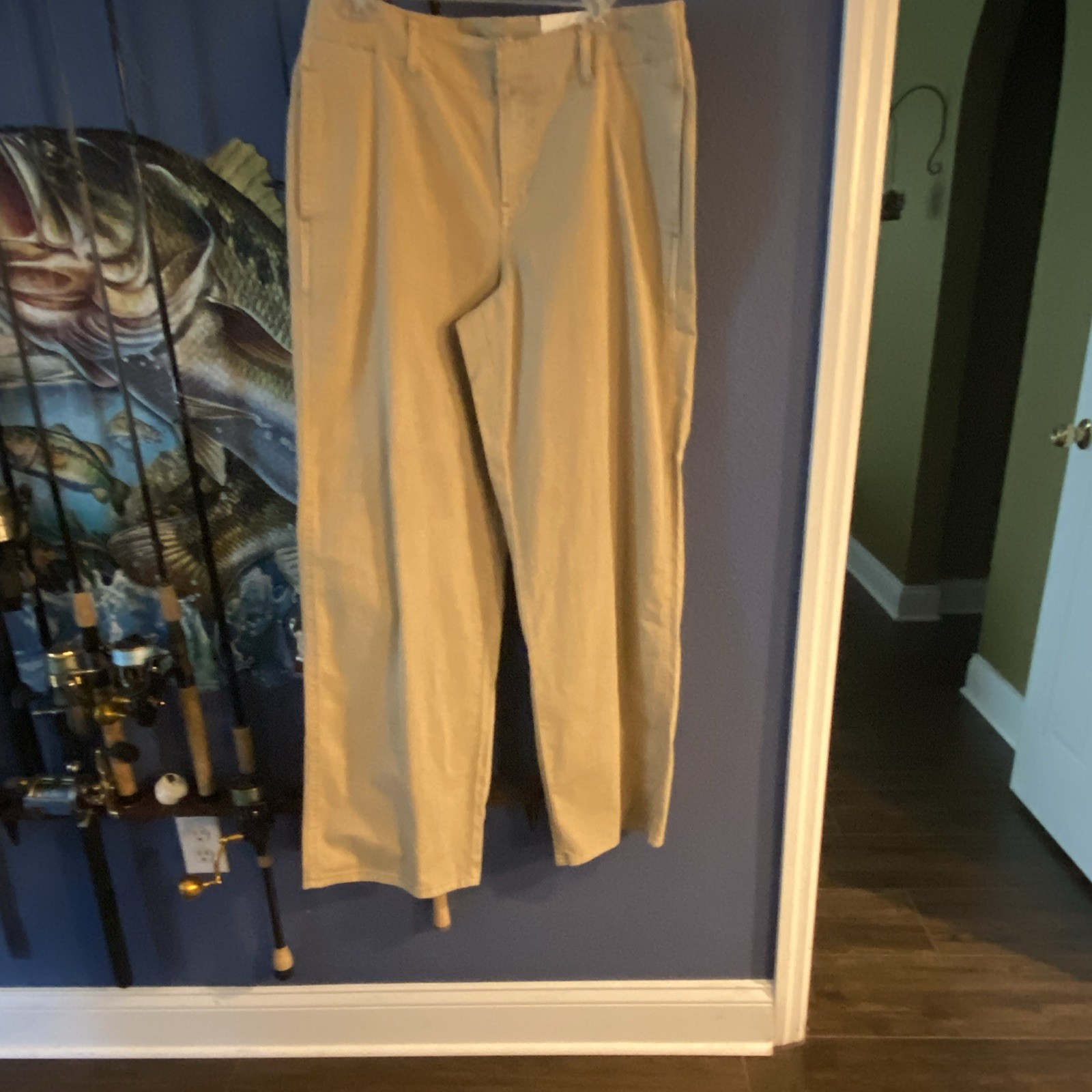 a.n.a Women’s Gold Dust Low Rise Wide-Leg Chino Pants Regular