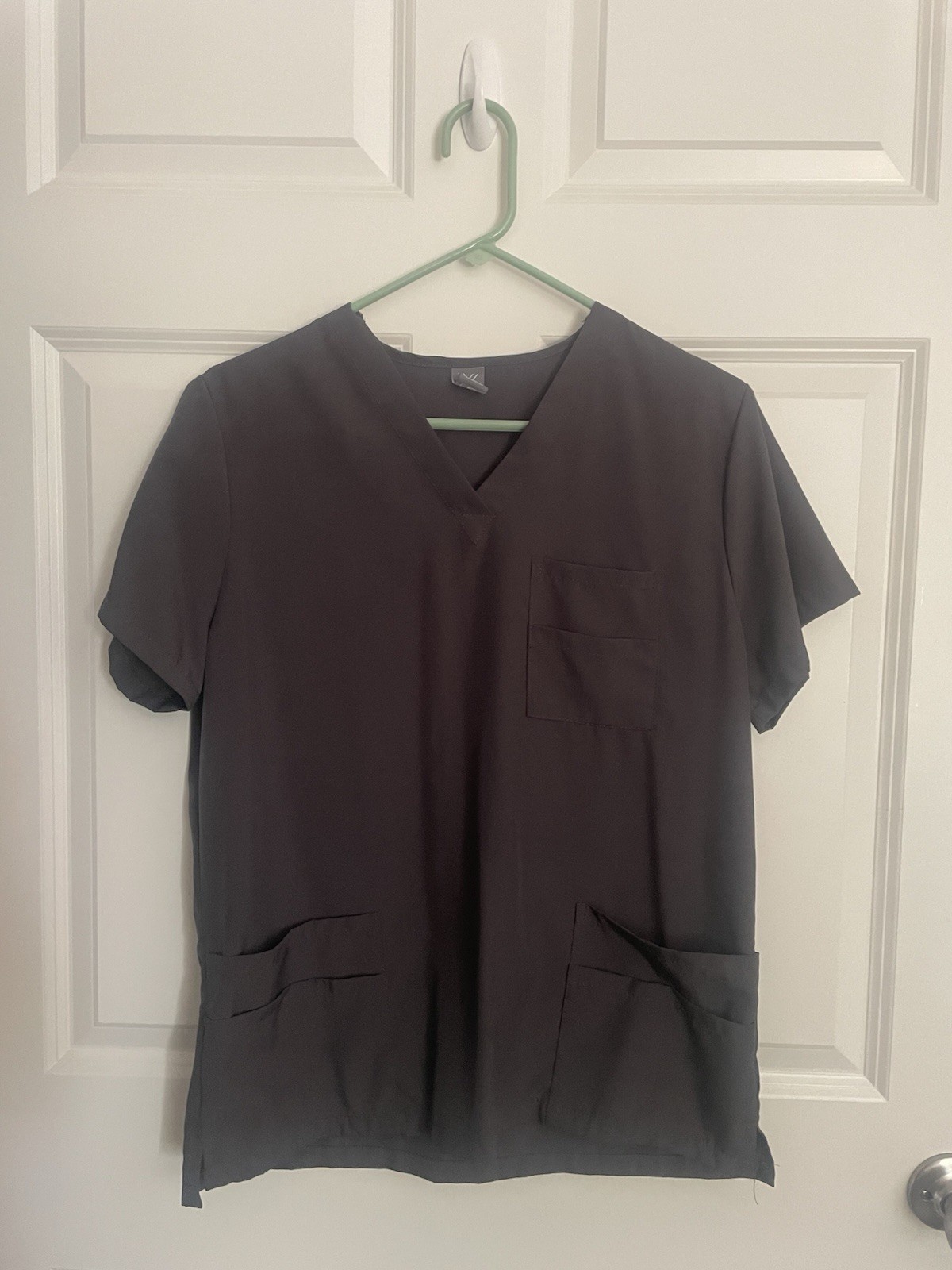 NiaaHinn Gray Solid Medical Scrub Set V-Neck Pocket Top & Drawstring Pants M