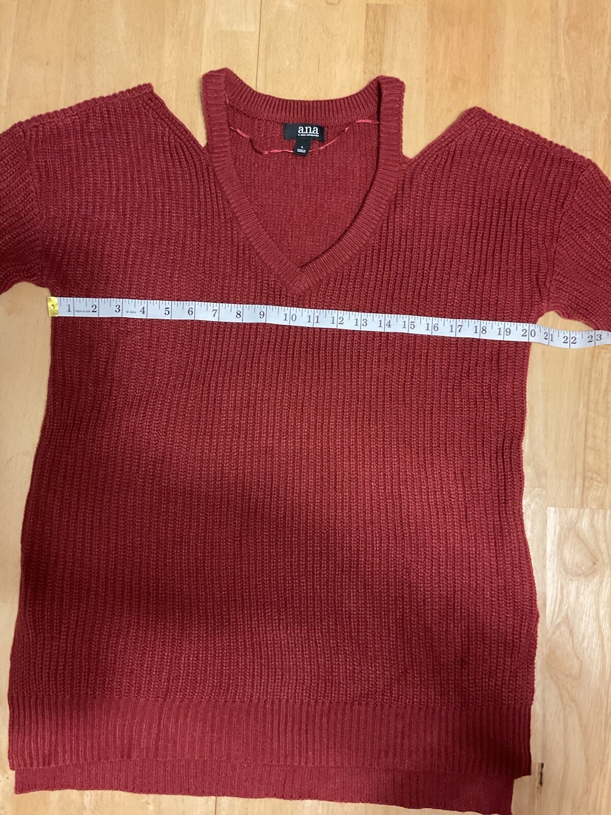NWT A.n.a Laredo Red Size Large Cold Shoulder Tunic Sweater Adjustable Sleeves