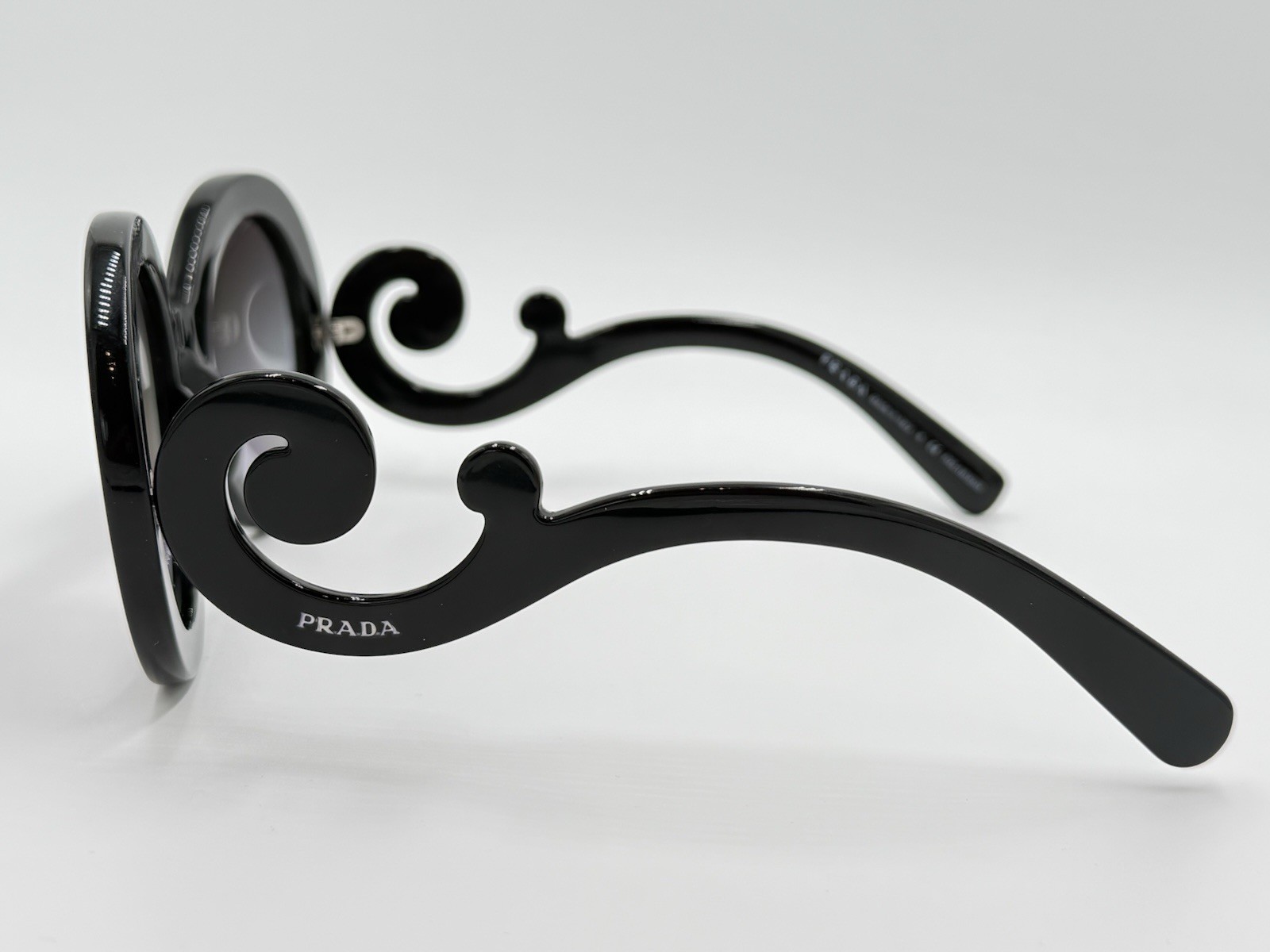 PRADA SPR27N 1AB-5W1 BAROQUE Gloss black/Gray POLARIZED AUTHENTIC ITALY