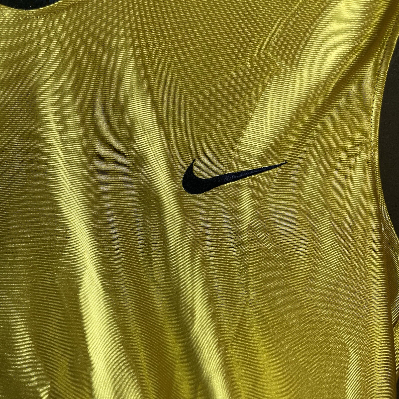 Nike Dazzle Silky Shiny Basketball Reversible Jersey Sleeveless Mens M Yellow