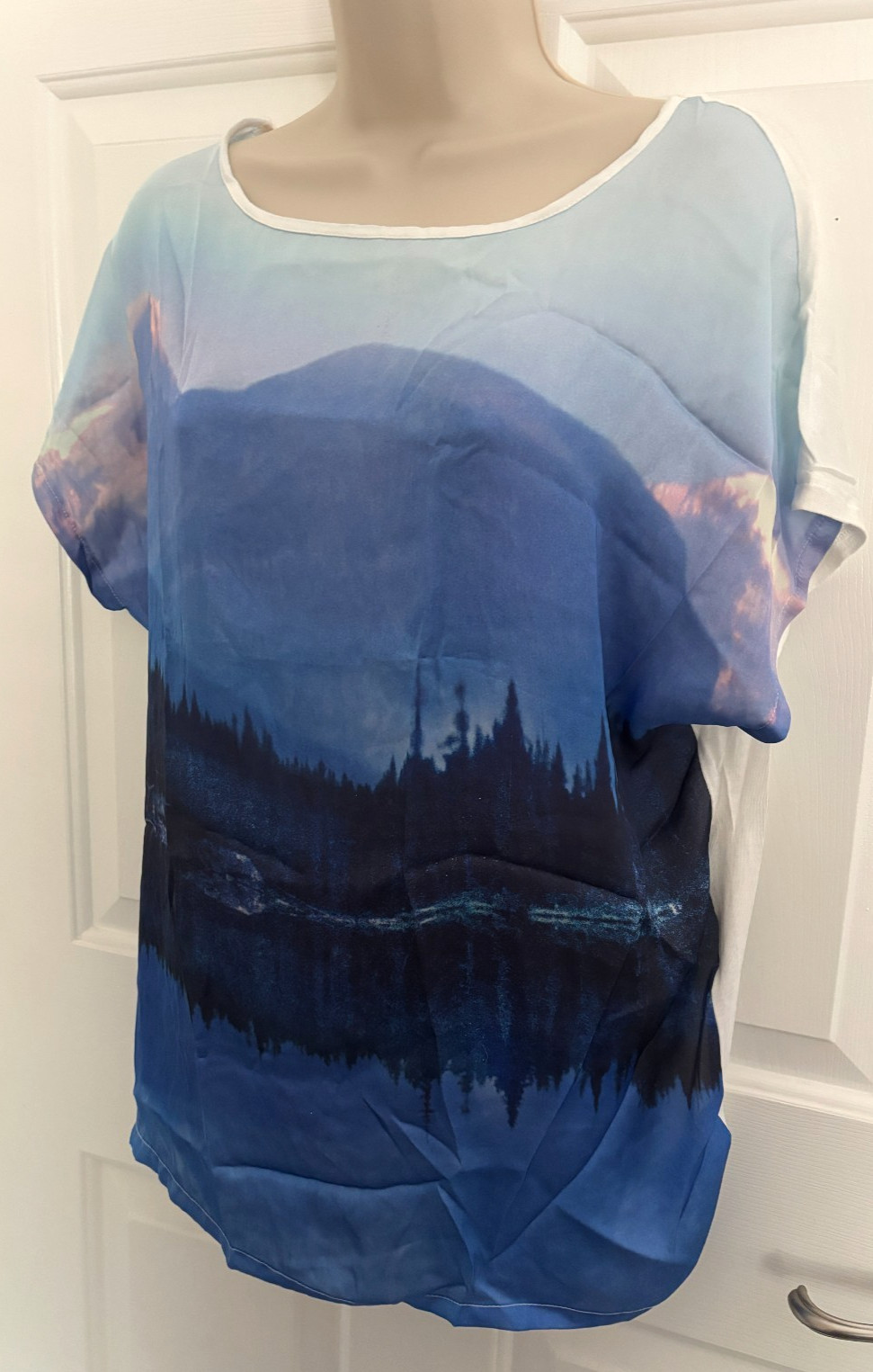 S M FOREVER 21 Knit Silky Watercolor Blue TOP Mountain Lake Tunic Tee Tank Cap