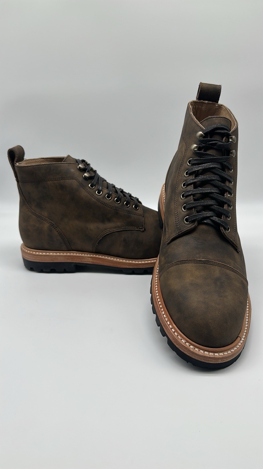 Taylor Stitch Cap Toe L.E. The Moto Boot in Espresso Grizzly Men’s Size 11 D NEW