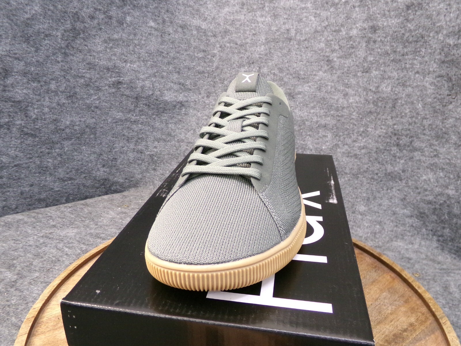 Flux Adapt Trainer Olive Gum Barefoot Athletic Knit Shoes Sneakers Mens Size 10
