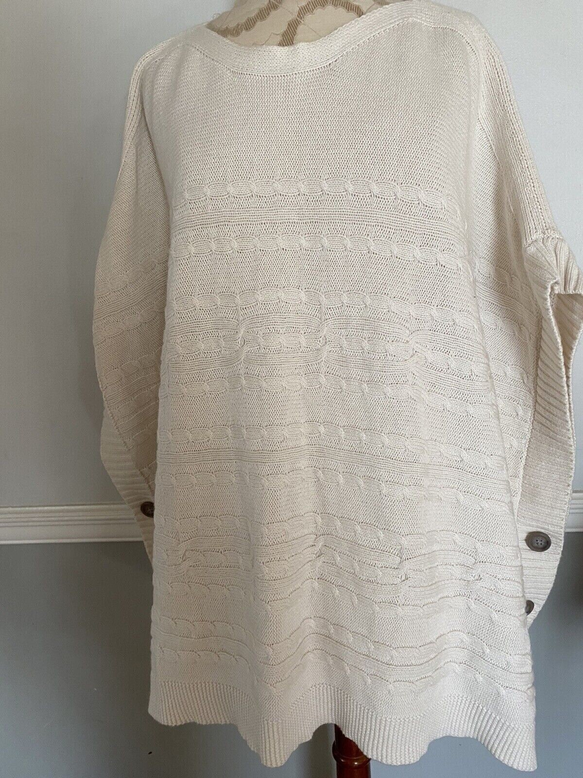 BANANA REPUBLIC Cable Knit Poncho Cape Sweater Oversized Ivory Sz M L XL Button