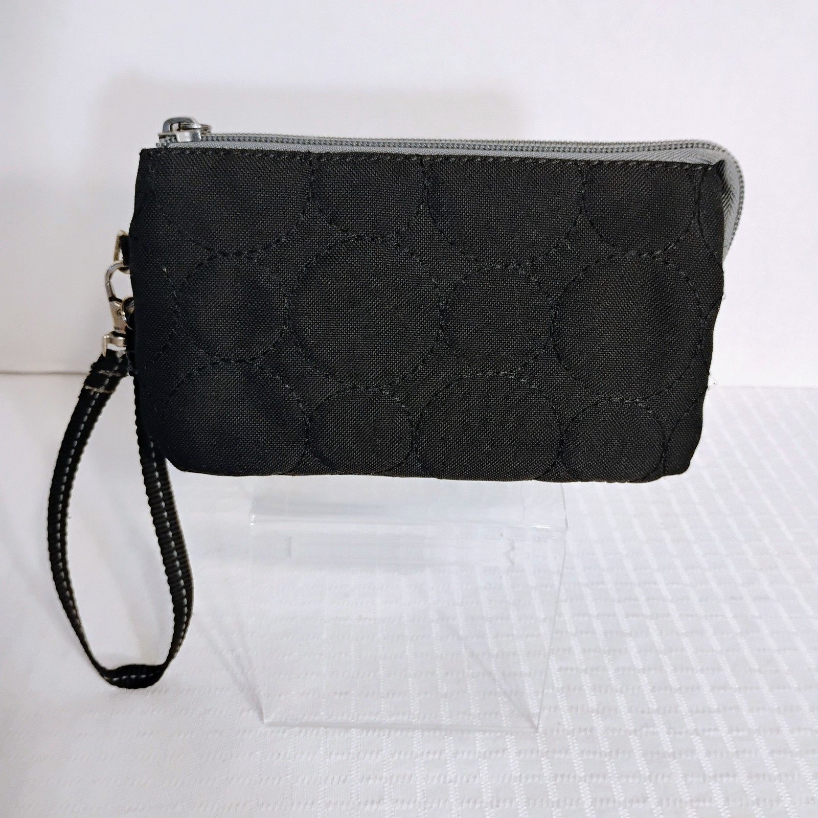 Thirty-one Black Quilted Vary You Wristlet