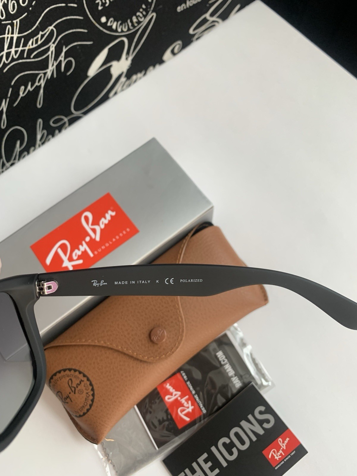 Ray-Ban RB4165 622/T3 Justin Black 54mm Grey Gradient Polarized Sunglasses
