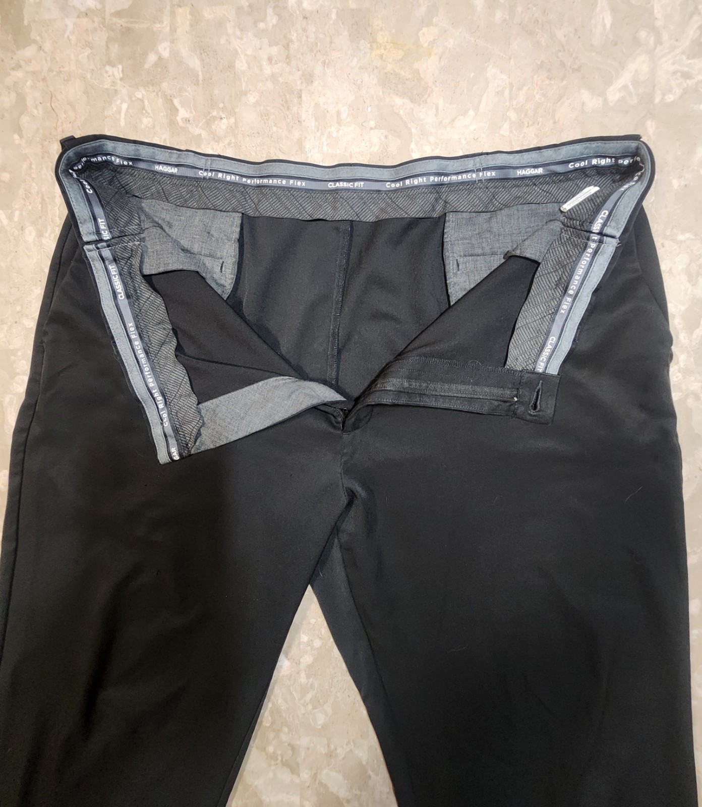 Haggar Men’s Classic Fit Black Flat Front Straight Leg Dress Pants Big & Tall 44