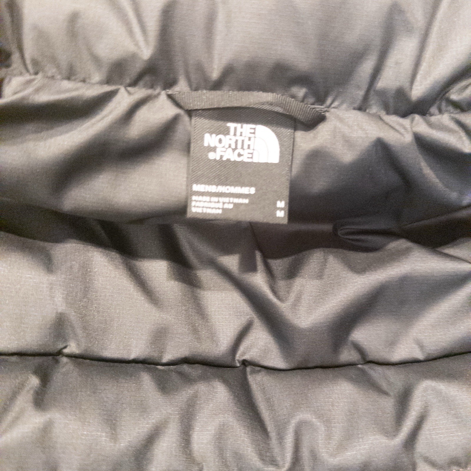 The North Face Minoqua 600 Down Puffer Jacket/ CYBER BERRY Men’s Sz Medium