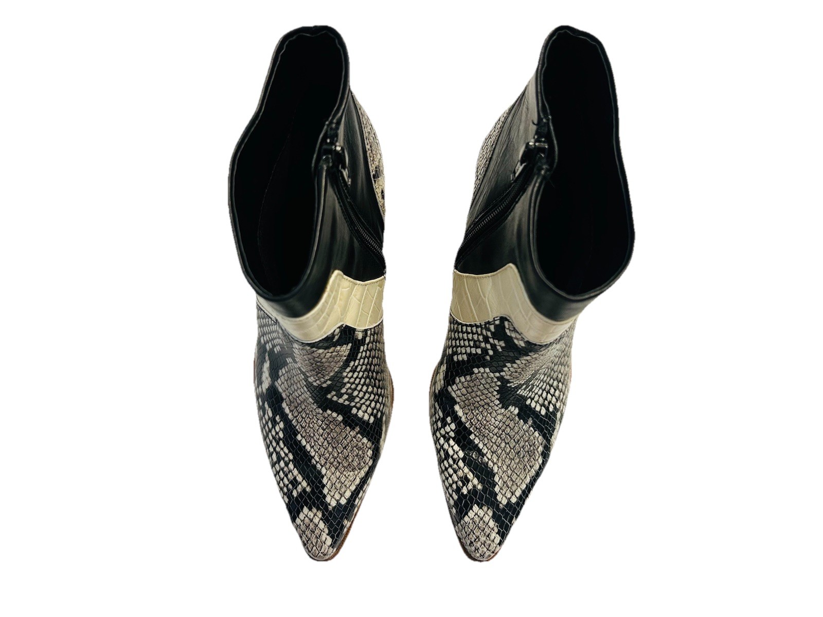 Gianni Bini “Eviee” Snakeskin Western Ankle Boots Women’s sz. 7.5