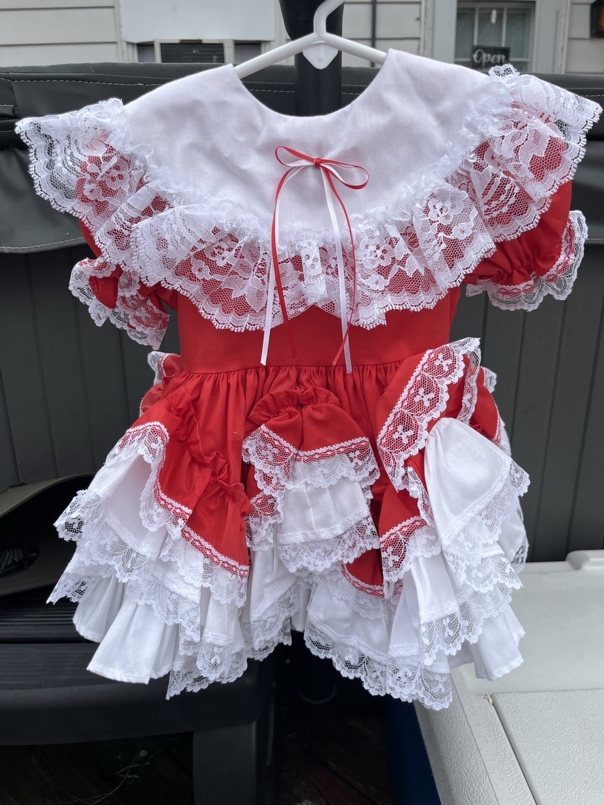 Li’l Dollies Girls 1T Red/White Lace Prairie Victorian Costume Dress