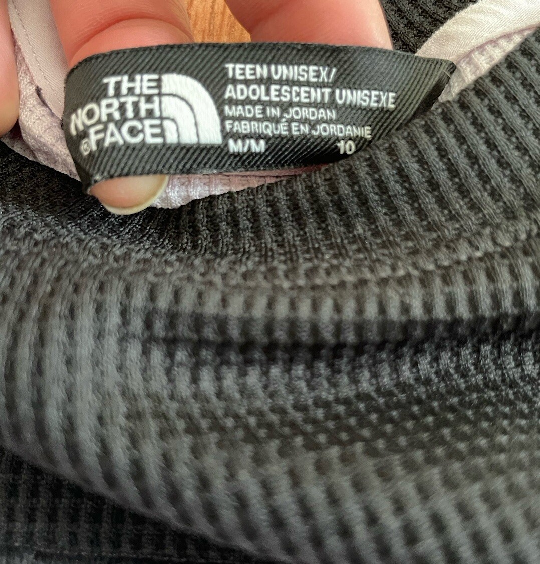 Teen Unisex THE NORTH FACE FlashDry Pink Thermal Top, Size Medium (10) EUC