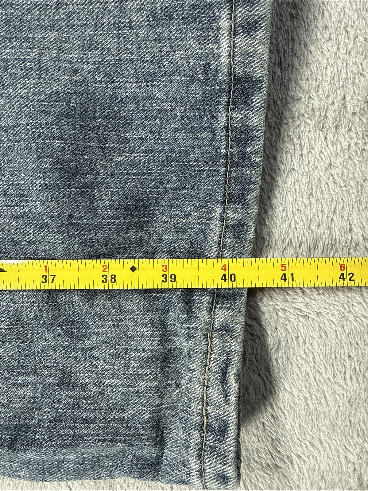 Lee Men’s Regular Fit Straight Leg Jean Pants Stone-Washed Blue Size 32×30