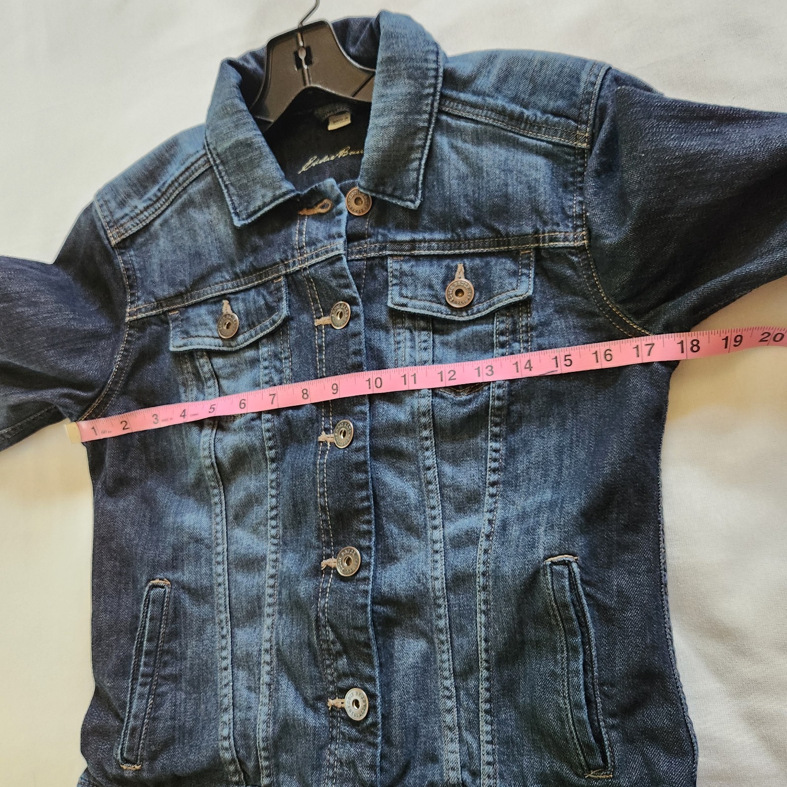 Eddie Bauer Women’s Denim Jean Jacket Size S Blue Stretch Trucker Button Front