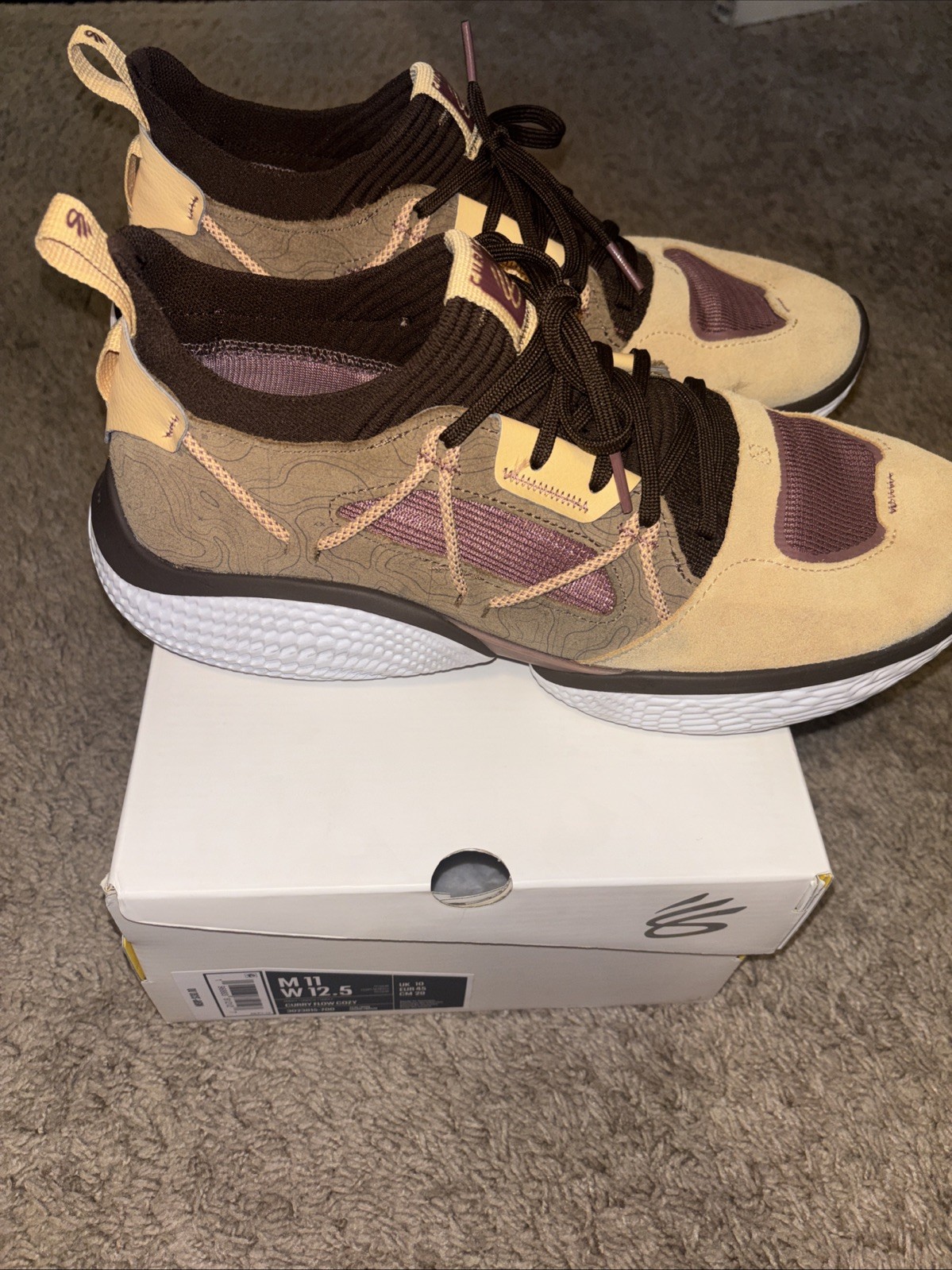 Under Armour Curry Flow Cozy Mesa Yellow Coyote 3023815-700