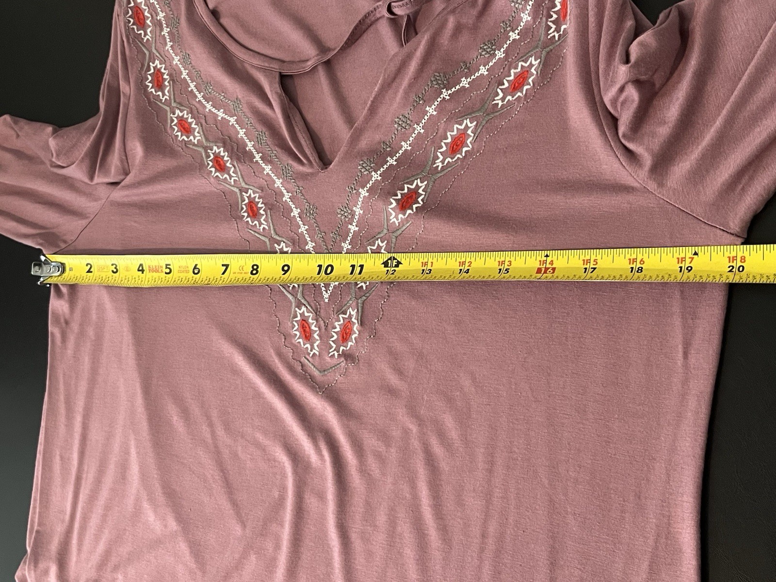 Urban Coco – Pink/Purple Long Sleeve Embroidered Tasseled Top – Size Large