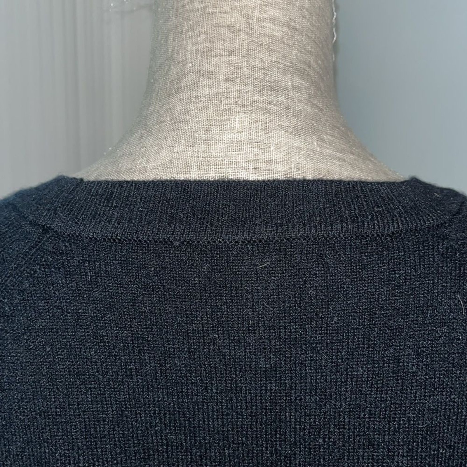 STAR PATTERN CASHMERE SWEATER IN BLACK- IVORY STARS