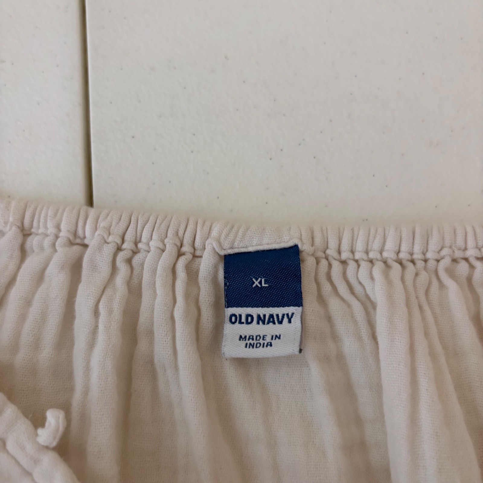 Old Navy Blouse Women’s XL Ivory Gauze Casual V-Neck Shirt Top Casual