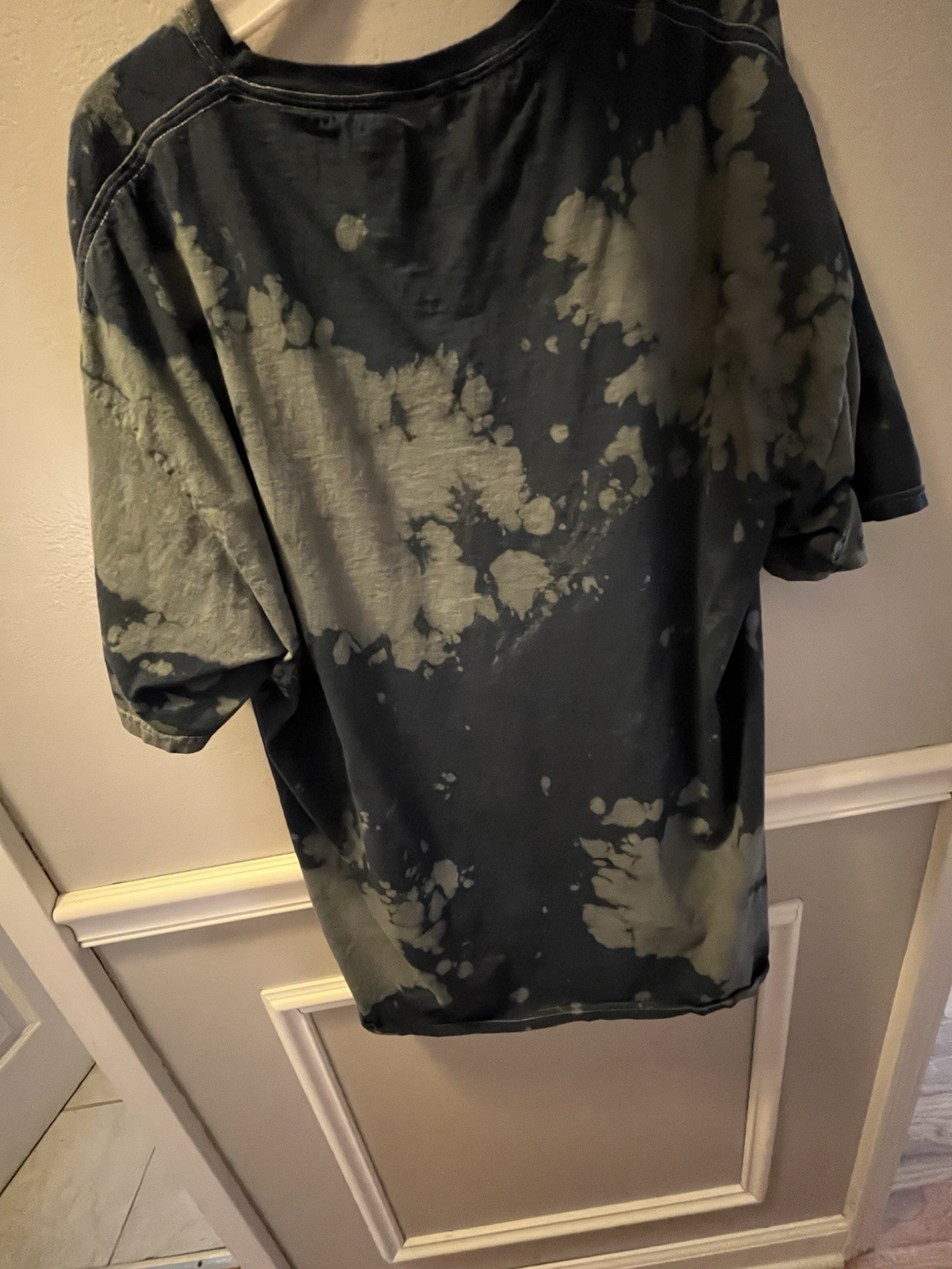 Slayer Logo Graphic Print Bleached and Dyed Cotton Crew Neck Tee XL