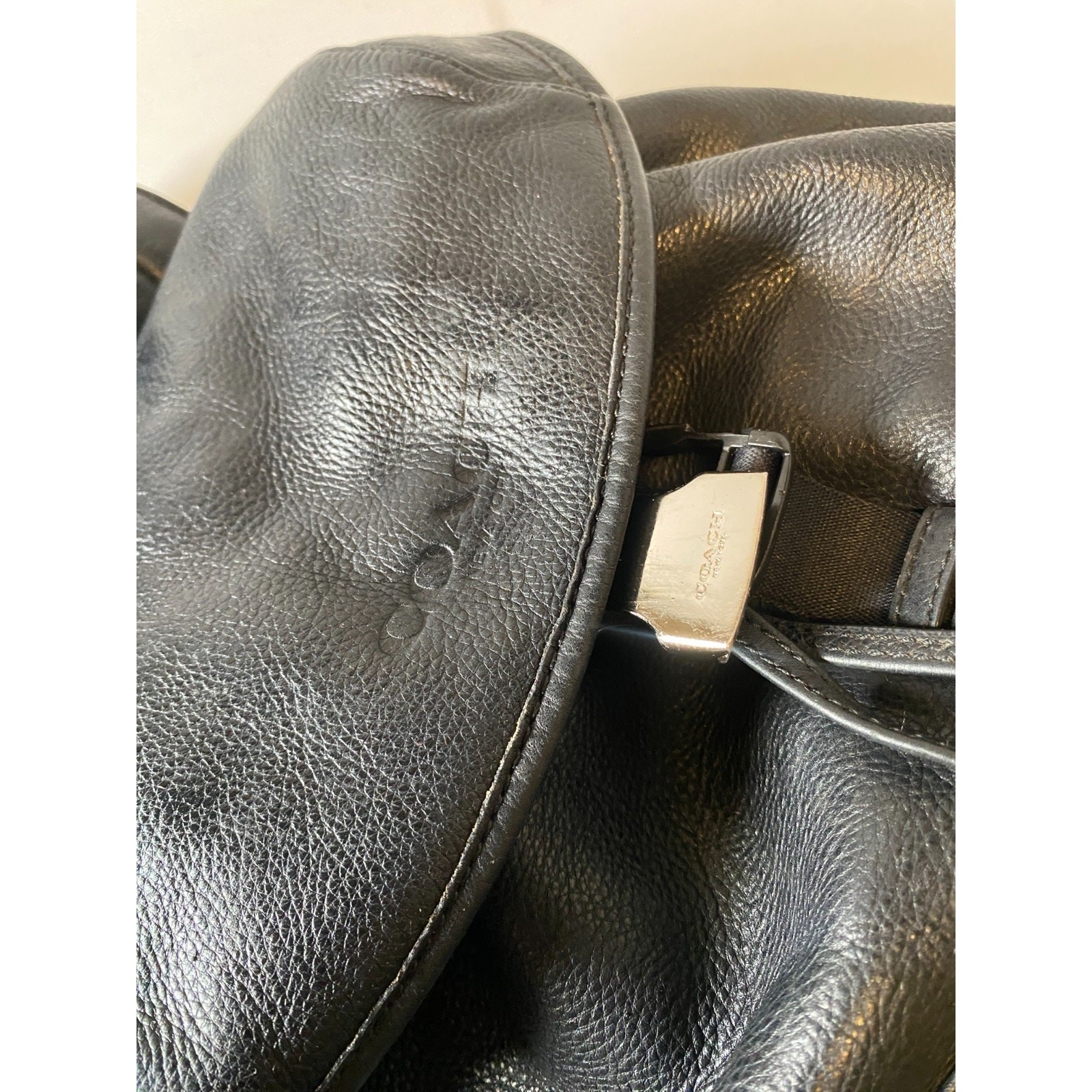 Authentic Coach Black Leather Sling Backpack Bag Unisex