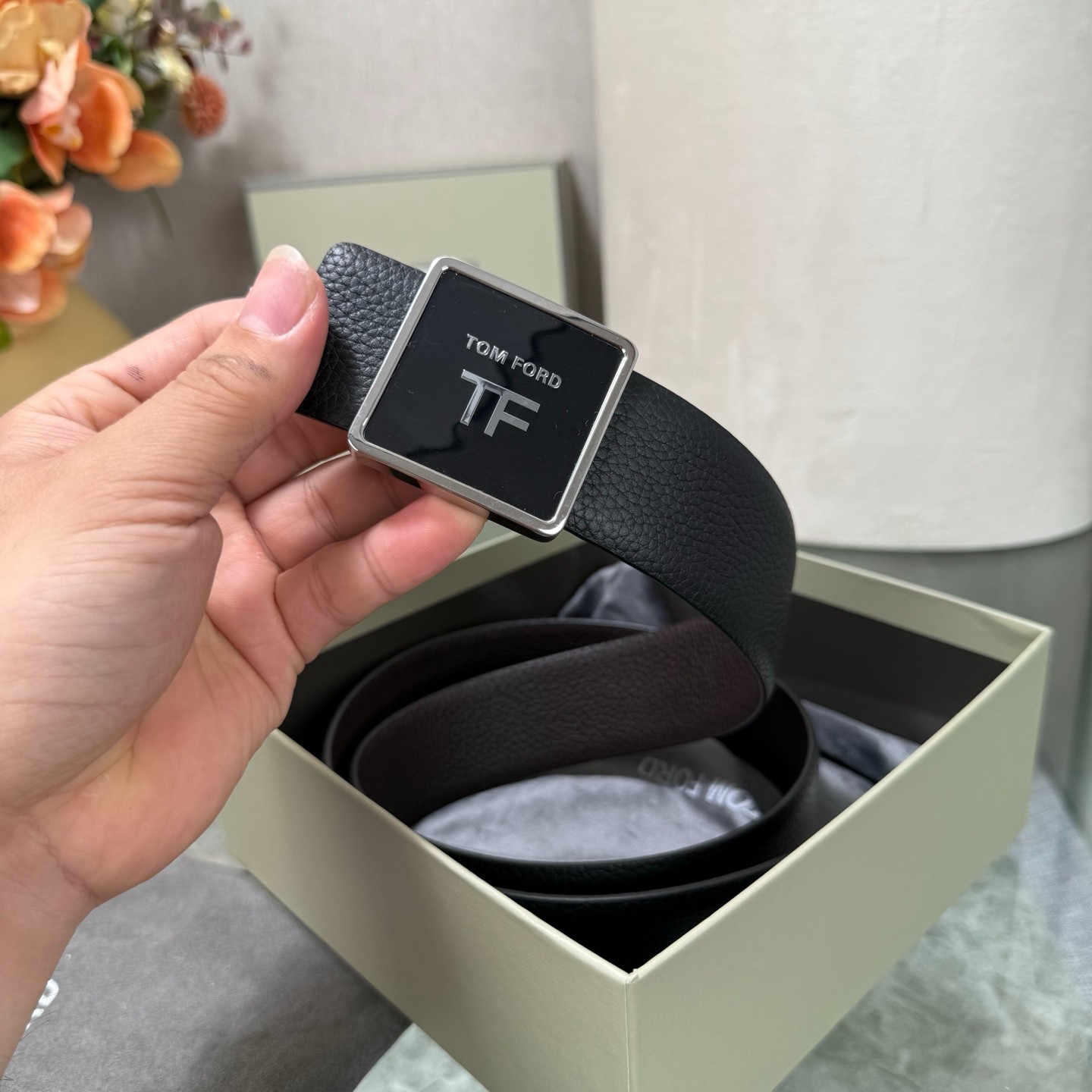 Authentic Tom Ford Reversible Leather T-Buckle Belt Luxury Designer Fashion