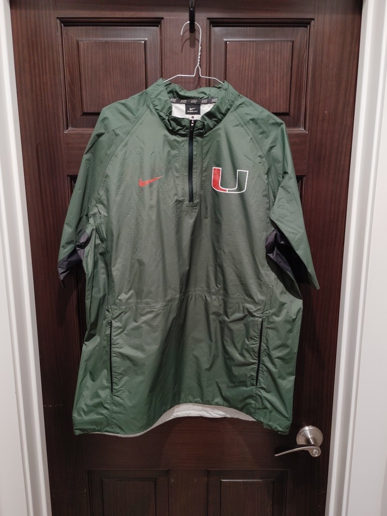 Miami Hurricanes Team Issued Short Sleeve Windbreaker Large