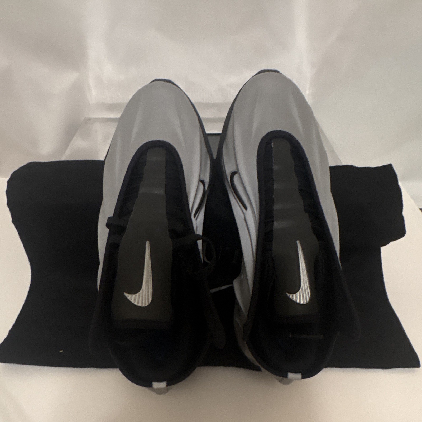 Nike GT Future Metallic Silver/Black/White Men’s Size 8.5 FZ5590-002 Brand New