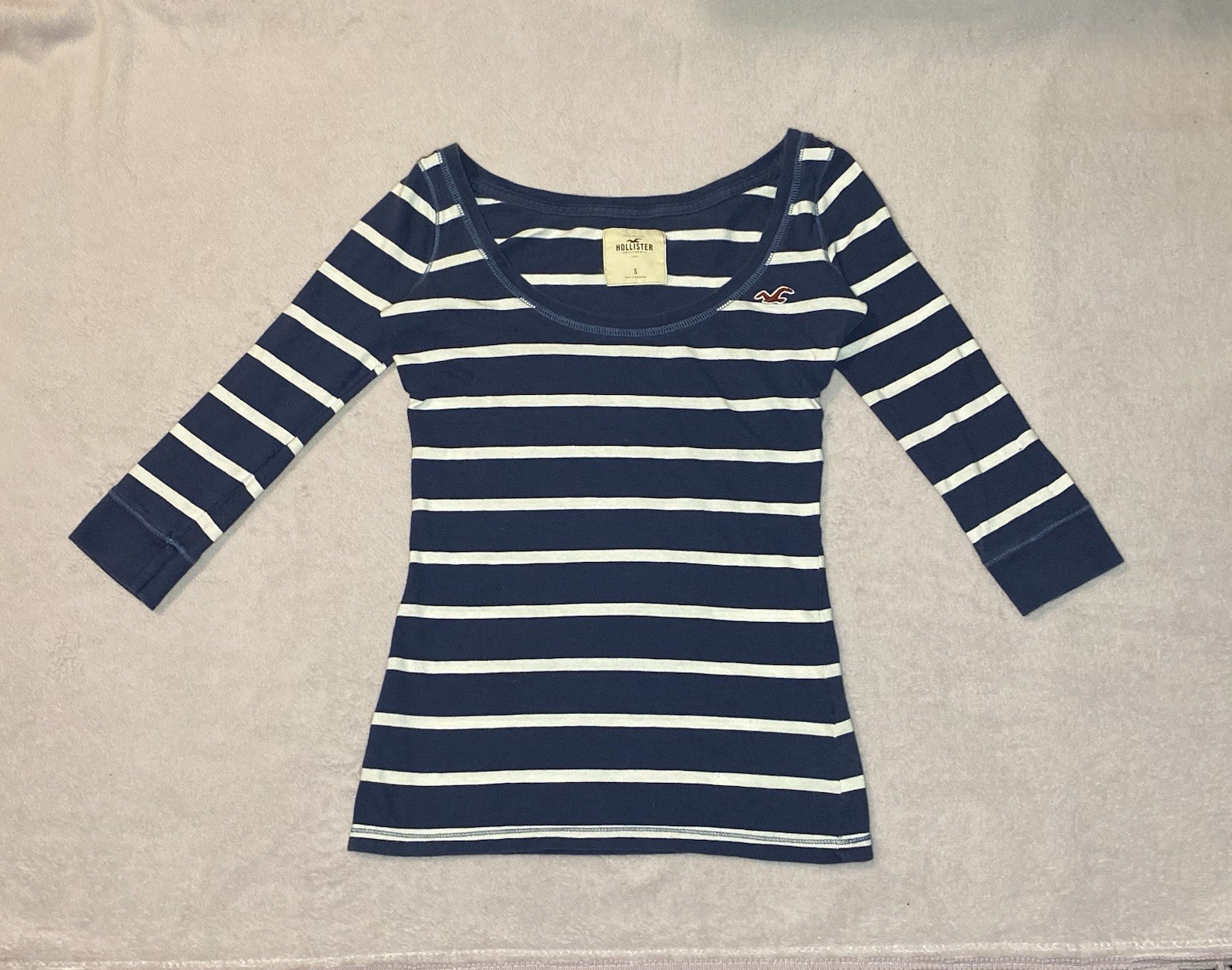 Vintage Hollister Striped Navy and White 3/4 Sleeve Top