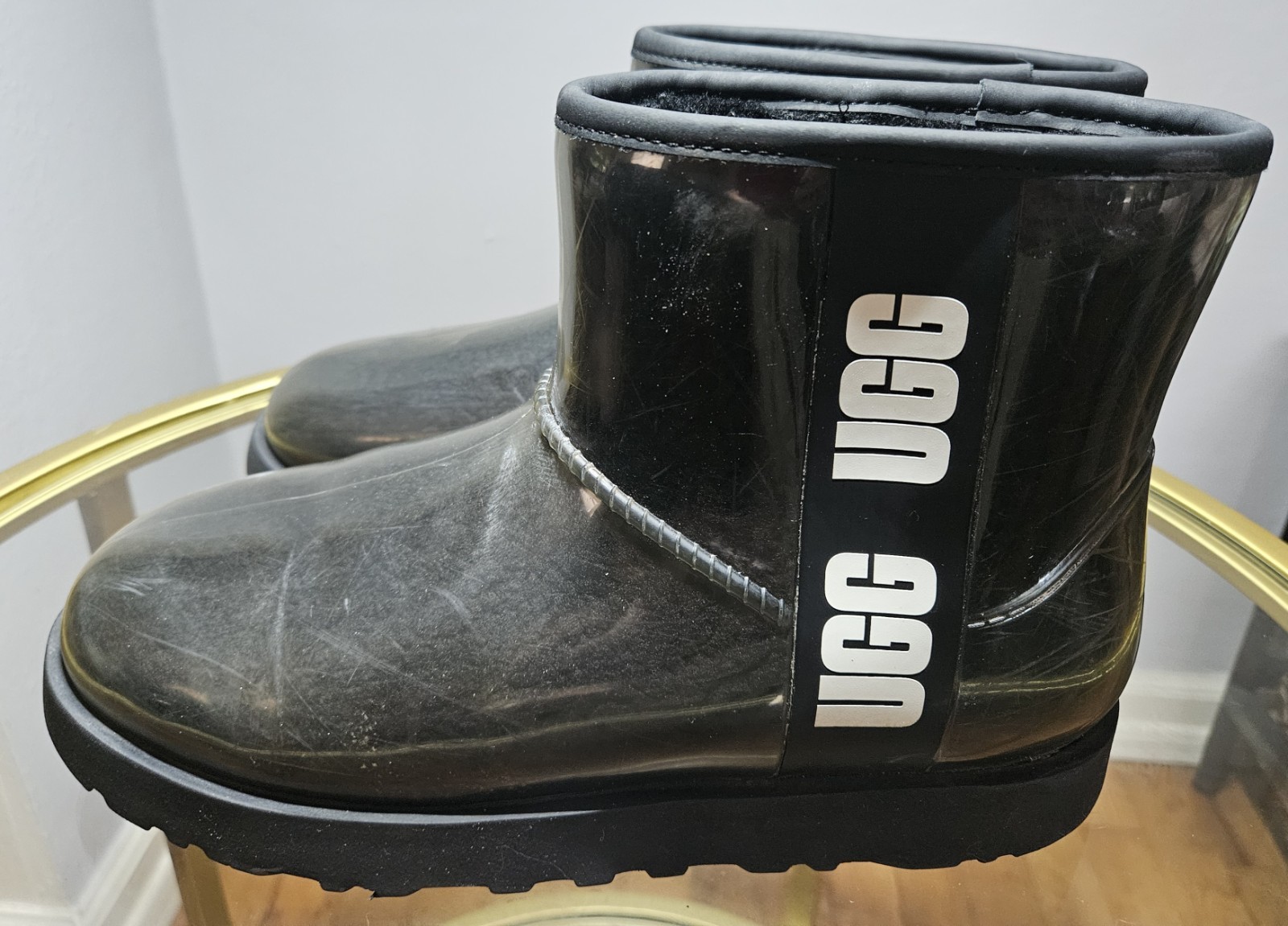 UGG Women’s Black Rubber Pull-On Ankle Rain Boot Round Toe Logo Size 8