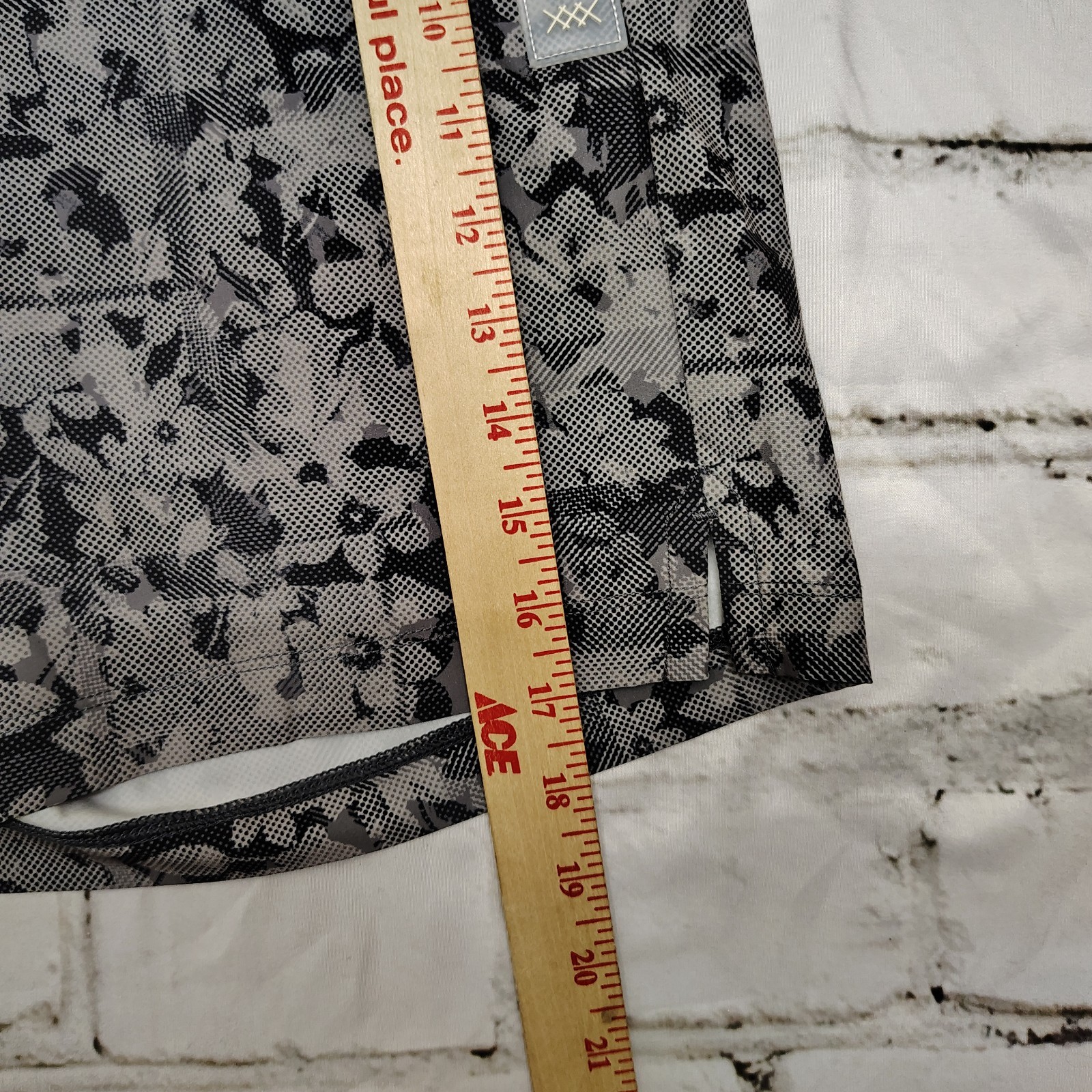 Rhone Point Break Lined Board Shorts Mens 36 Gray Digi Camo Leaf AOP Swim Trunks