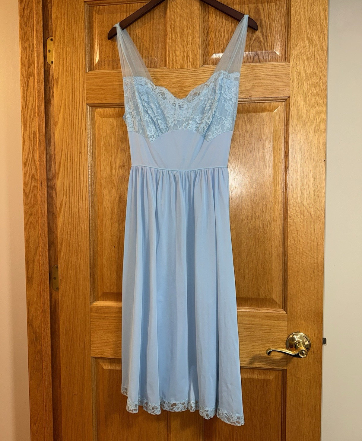 Vtg Vanity Fair Women’s Slip Size 38 Blue Nylon Sheer Lace Solid