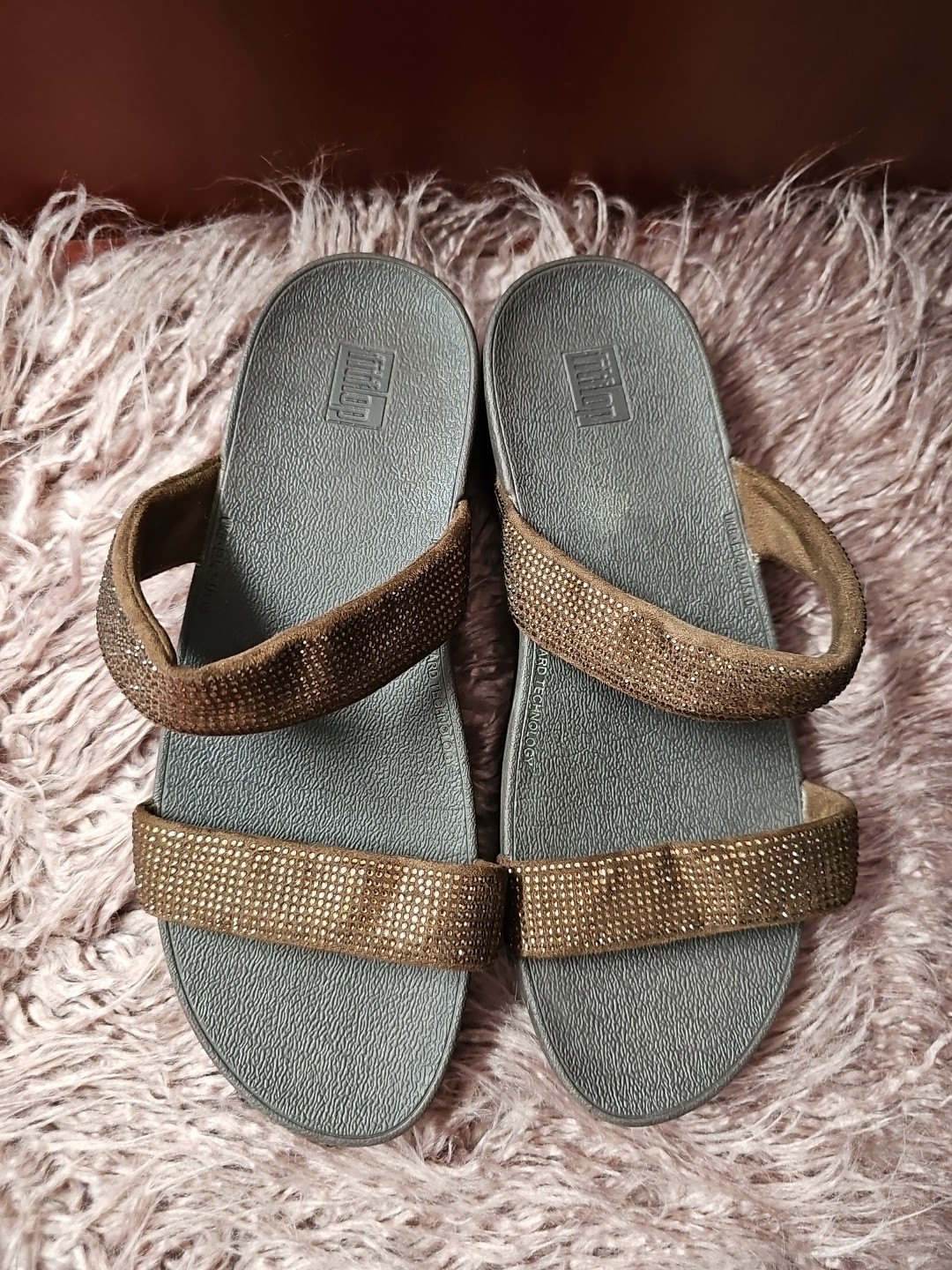 FITFLOP Women’s Sandals Wedge Brown Color Microwobbleboard Technology.Size 10
