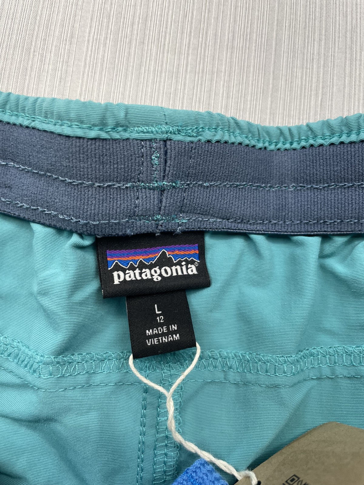 New Patagonia Boys Kids Baggies Shorts 4″ Unlined Sz Large (12) Blue Green
