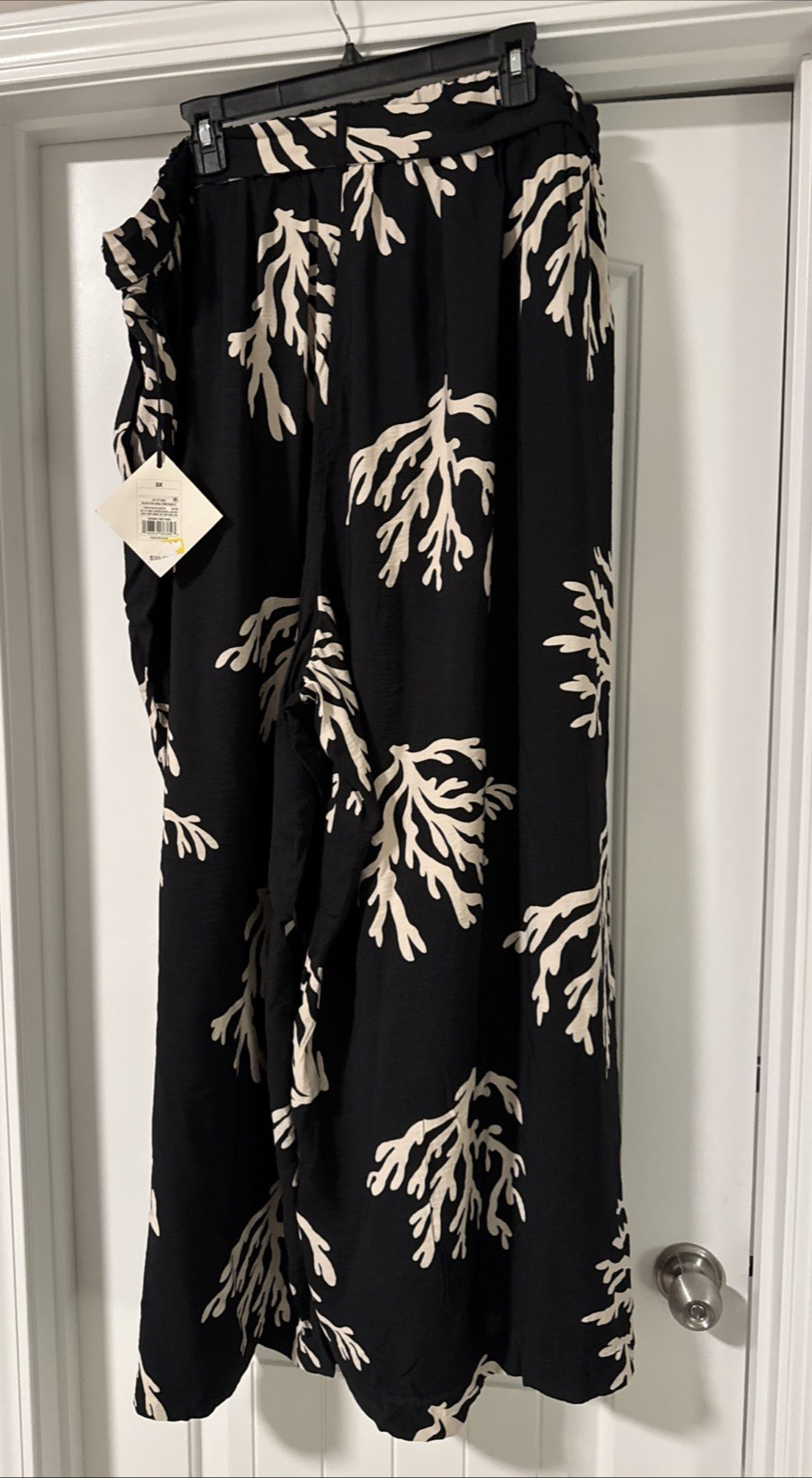 Ava & Viv Black White Coral Print Wide Leg Pants Choose Size