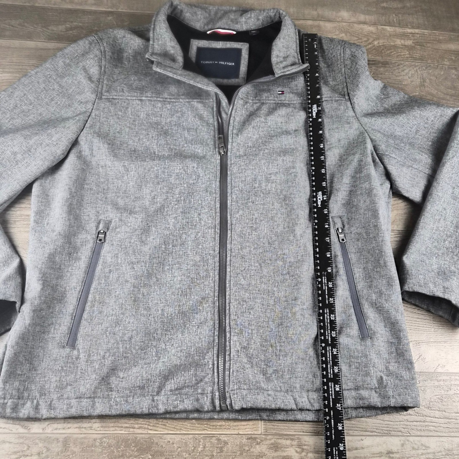 Tommy Hilfiger Softshell Jacket Mens XL Gray Full Zip Fleece Lined Zip Pockets