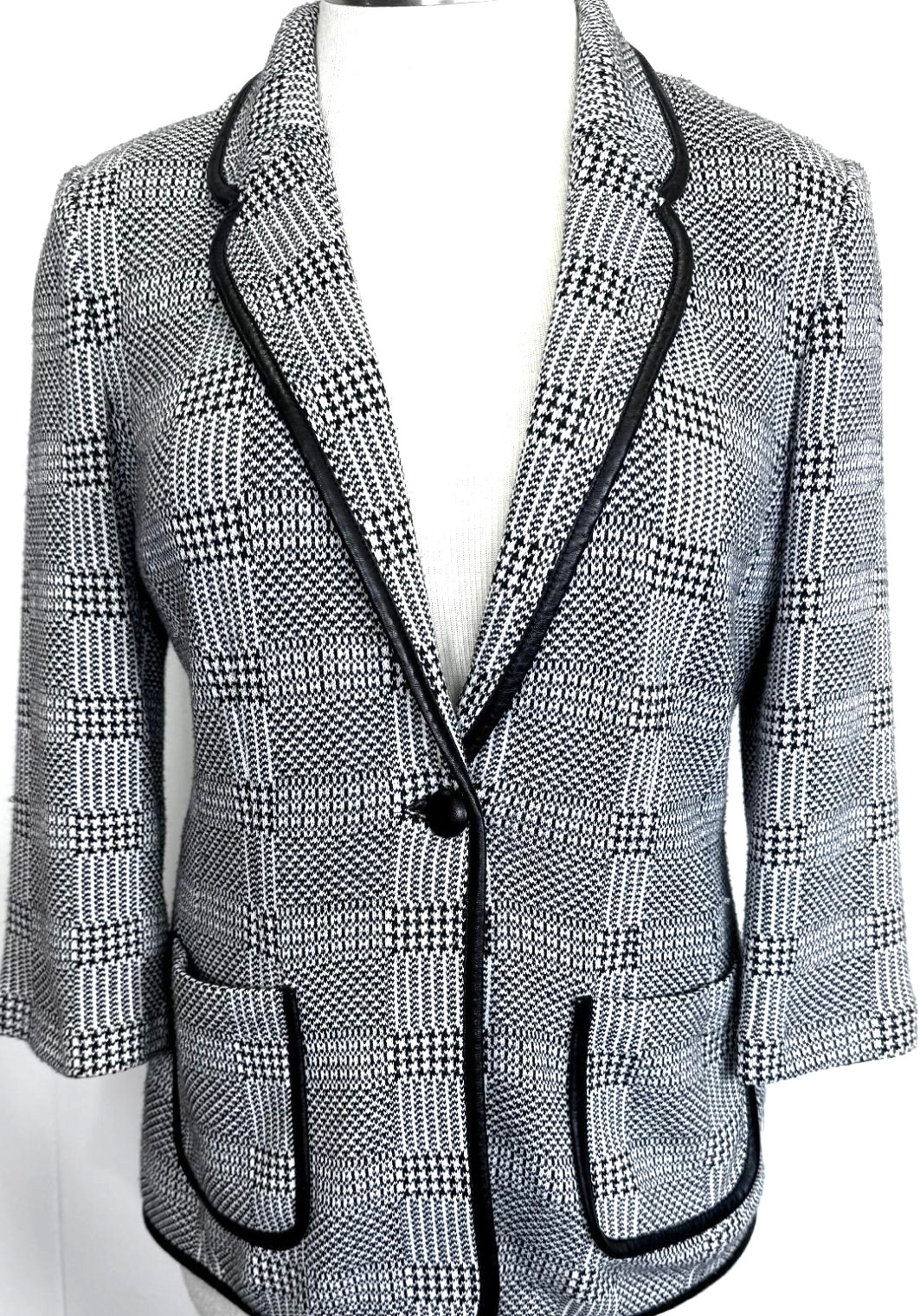 BEAUTIFUL ST.JOHN KNIT JACKET BLACK WHITE PRING POCKETS LEATHER TRIM SIZE 12