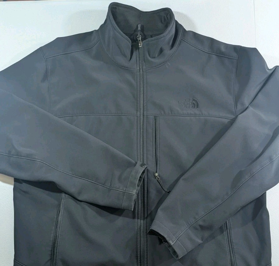 North Face RN61661 Men’s Black Full Zipper Jacket Size 2XL