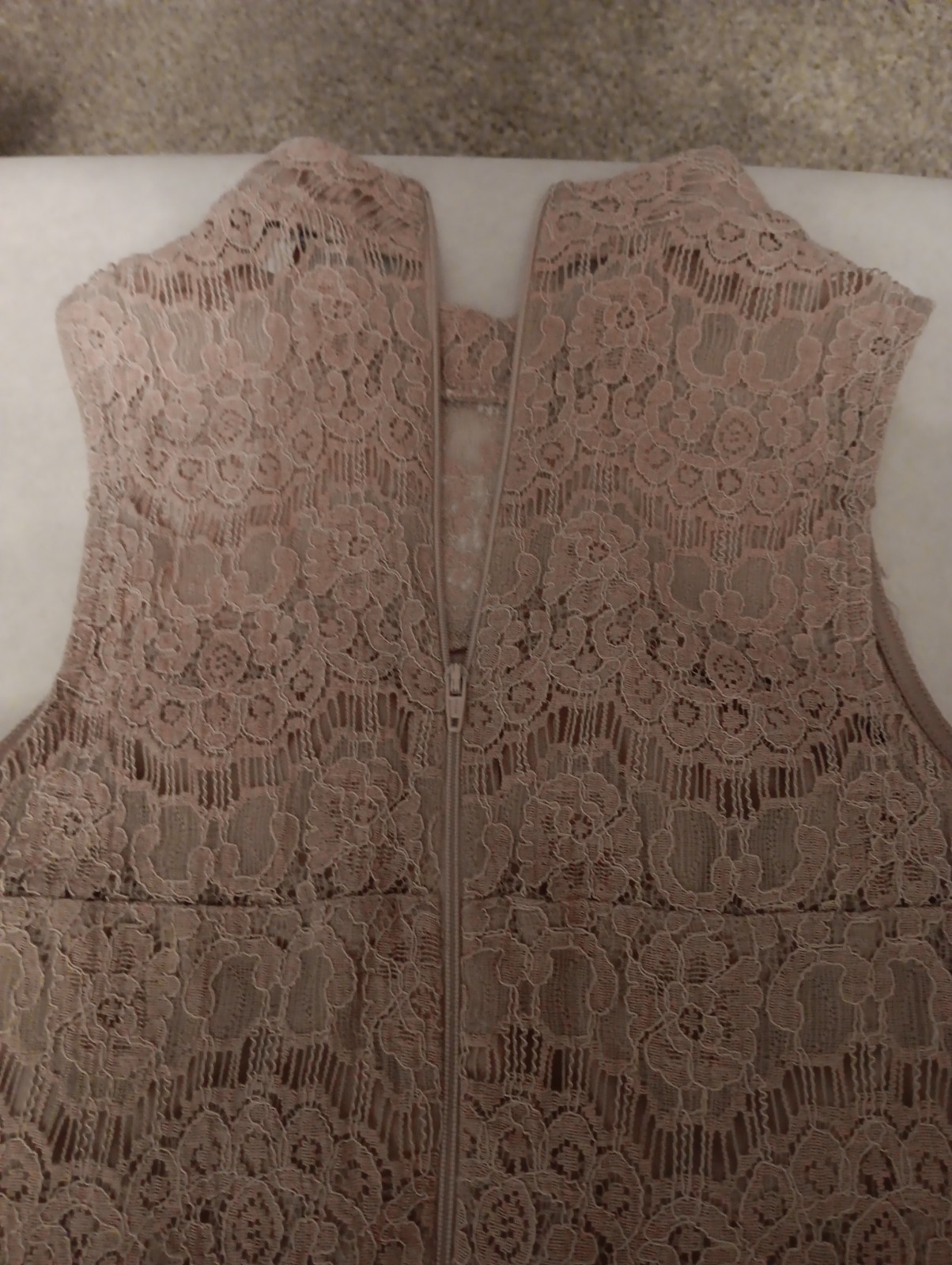 Charlotte Russe, Lace Sleeveless Dress mock neck Junior Women’s Beige/Cream M