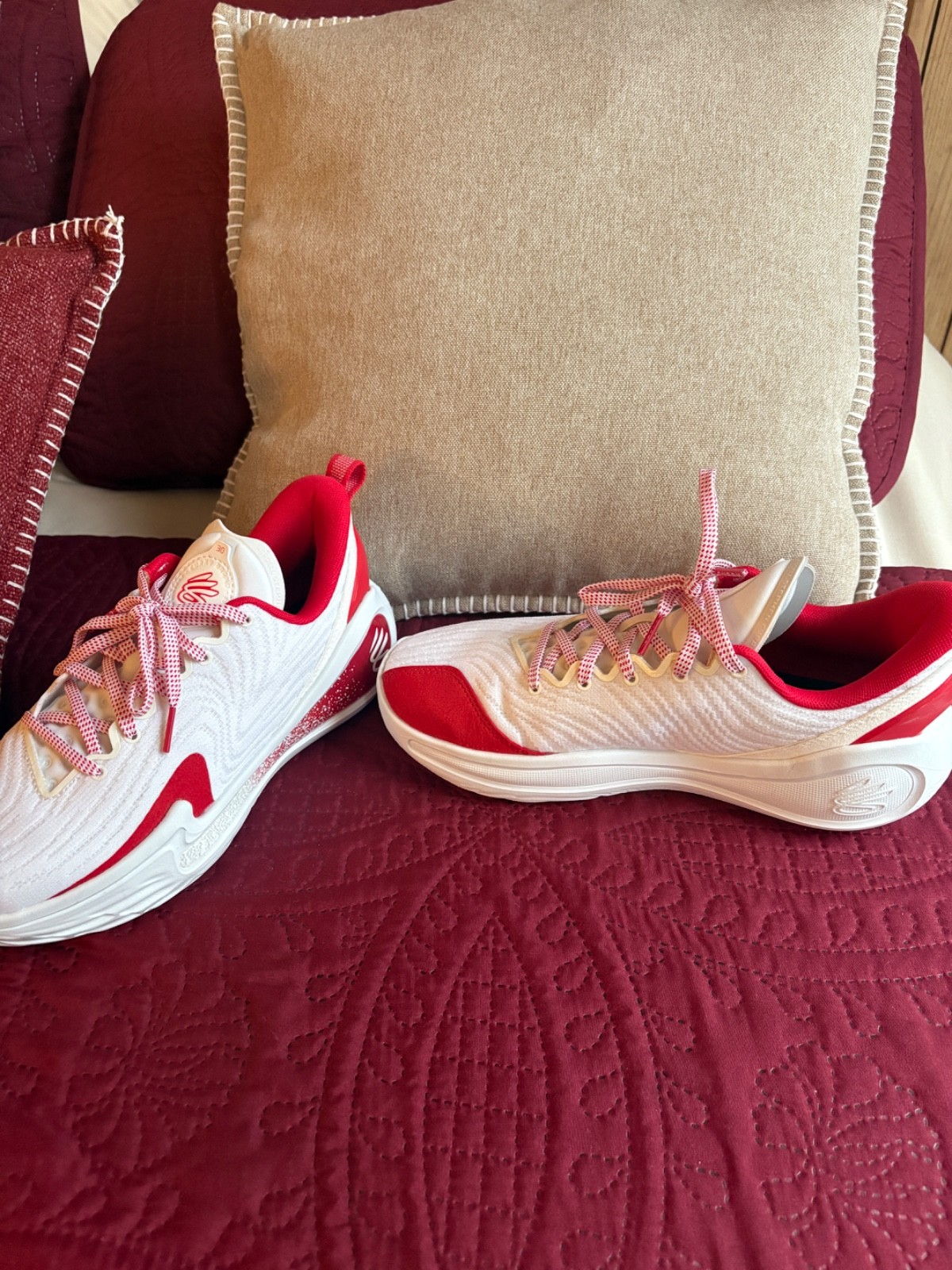 Under Armour Curry Brand Curry Flow 12 Team ‘White Red’ – Men’s 7.5 /
