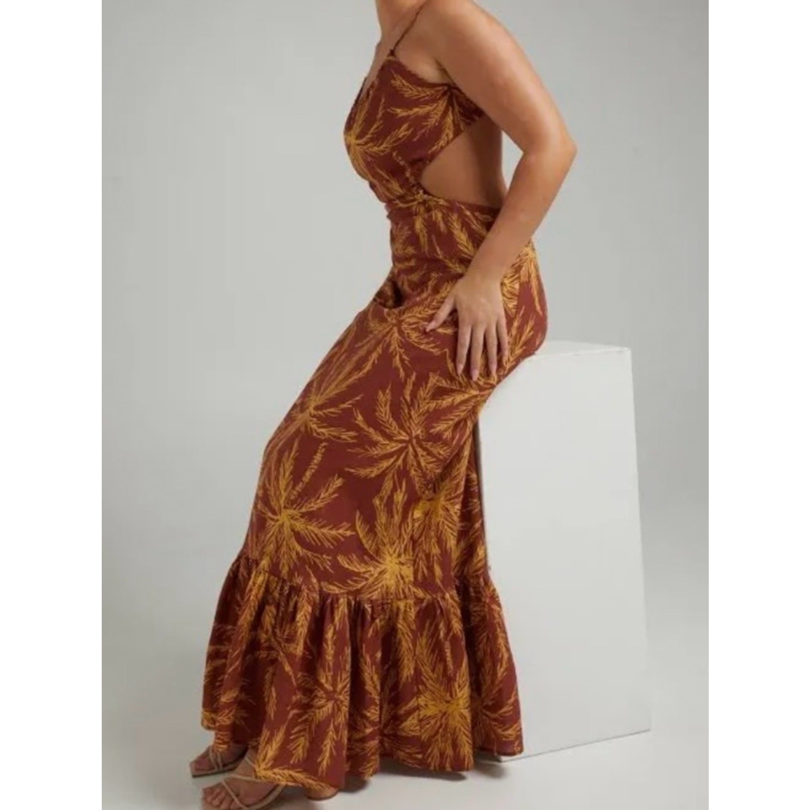 NWT Charlie Holiday Linen Cotton Tropical Isle of Palms Cutout Maxi Dress Size 8