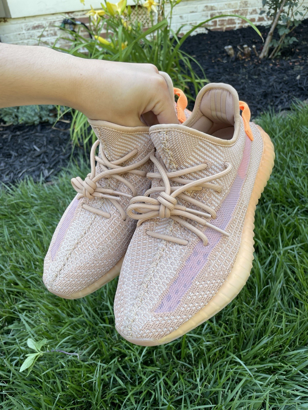 Size 9 – adidas Yeezy Boost 350 V2 Clay 🔥 GREAT CONDITION! NICE!