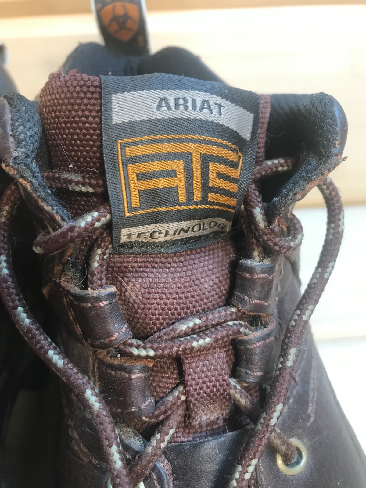 Ariat ATS Hiking Boots Mid Top Size 7B Leather Rubber 10004138