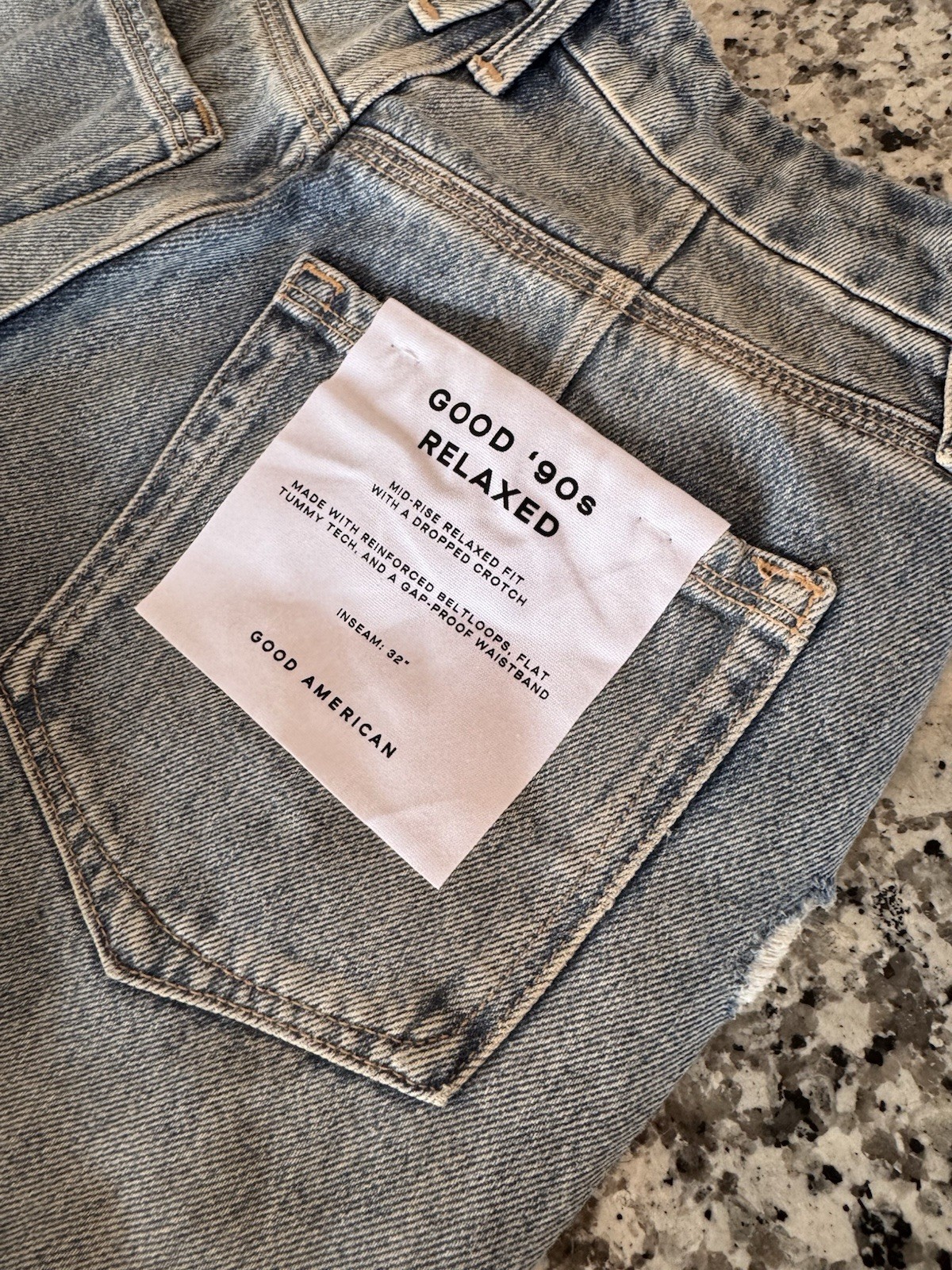 Good American Good ’90s Relaxed Mid Rise Baggy Distressed Jeans NWOT Size 00/24