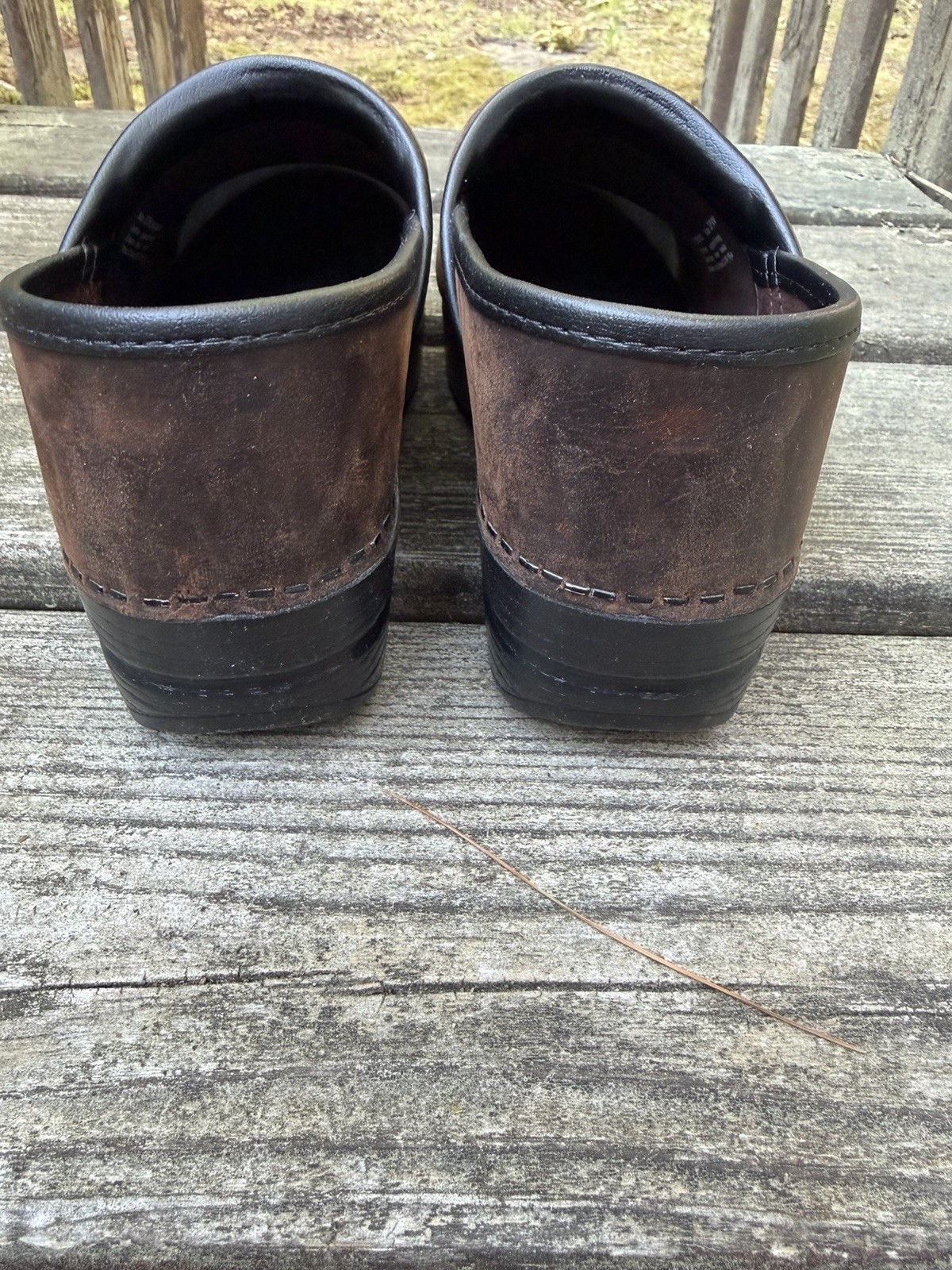 Dansko Professional Brown Oiled Leather Clogs Women’s Size EU 37 Wide US 6.5 – 7