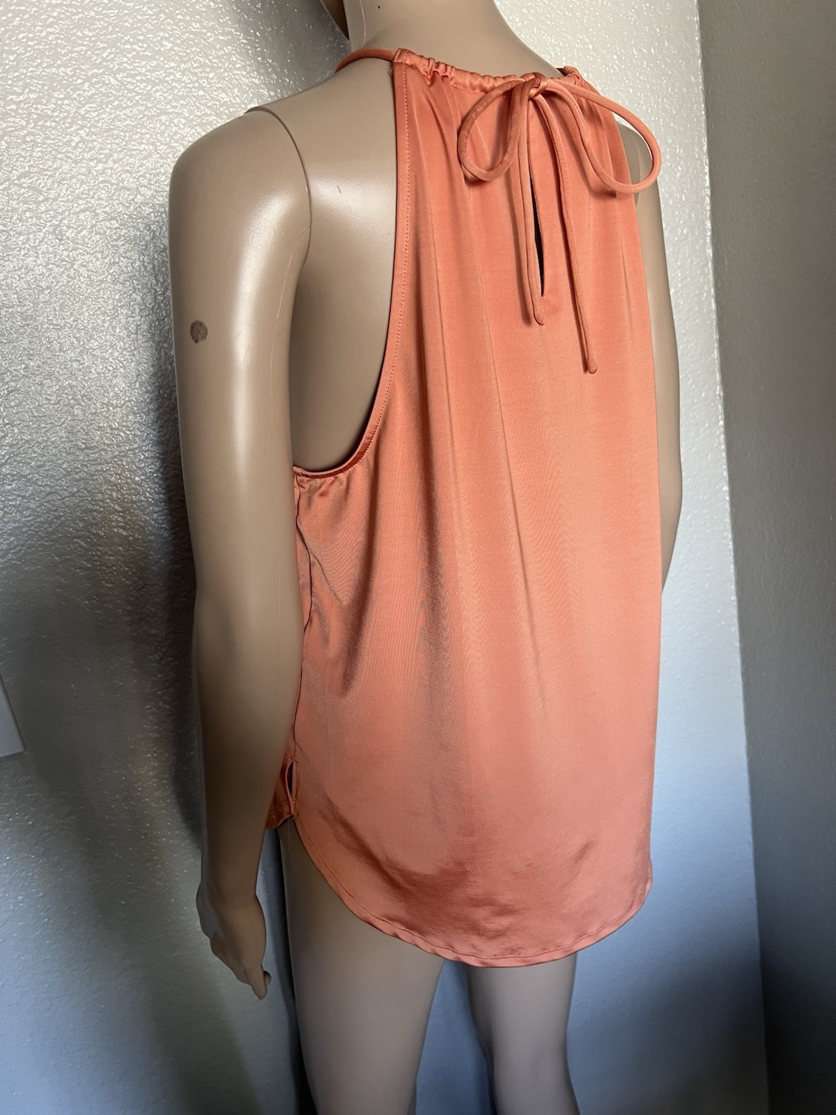 Veronica Beard Kusumi Satin Halter top Keyhole Cutout Tie Neckline Blouse sz S