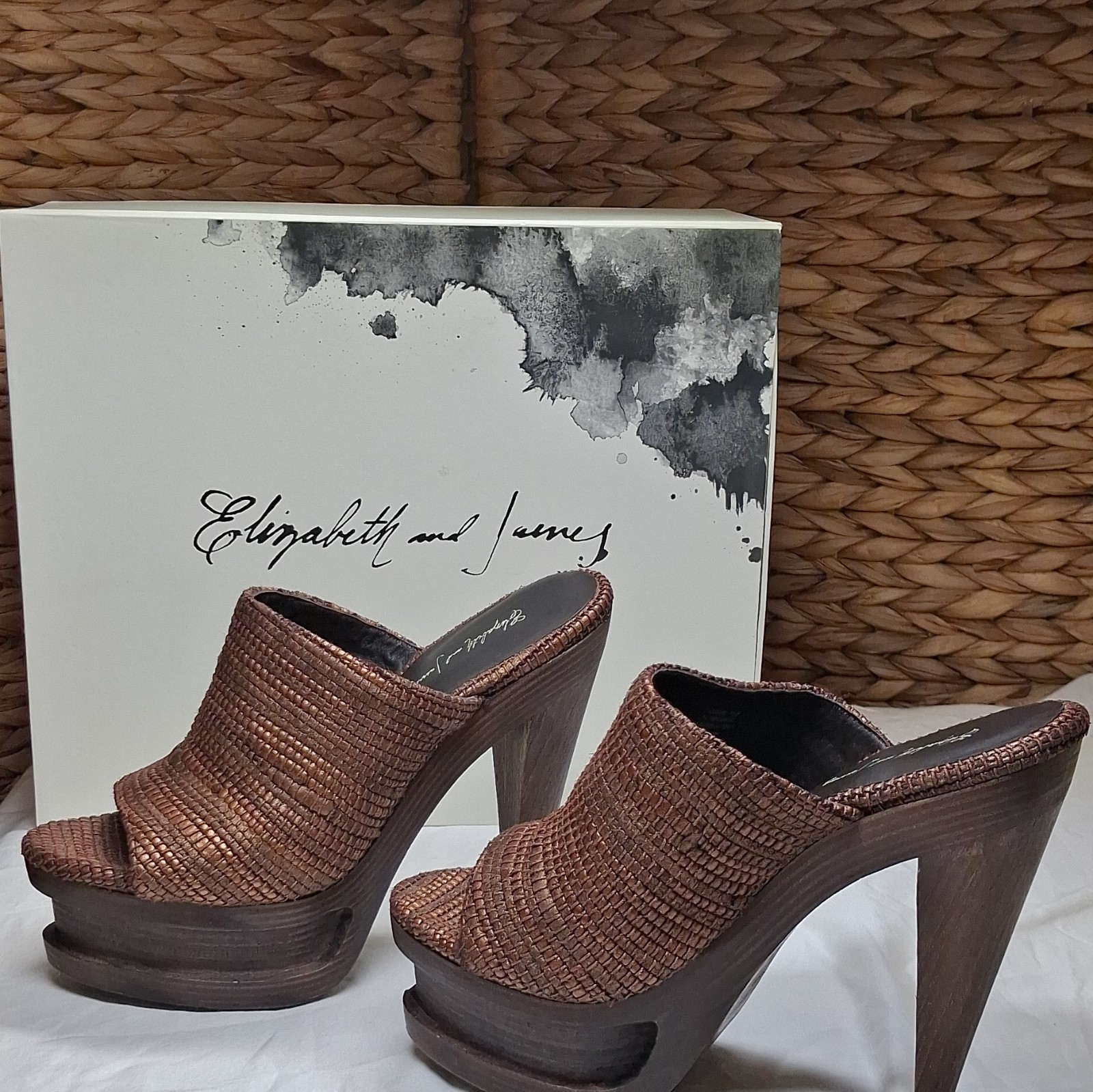 Elizabeth and James Bronze Leather Woven Platform Mule Open Toe Stiletto 7.5