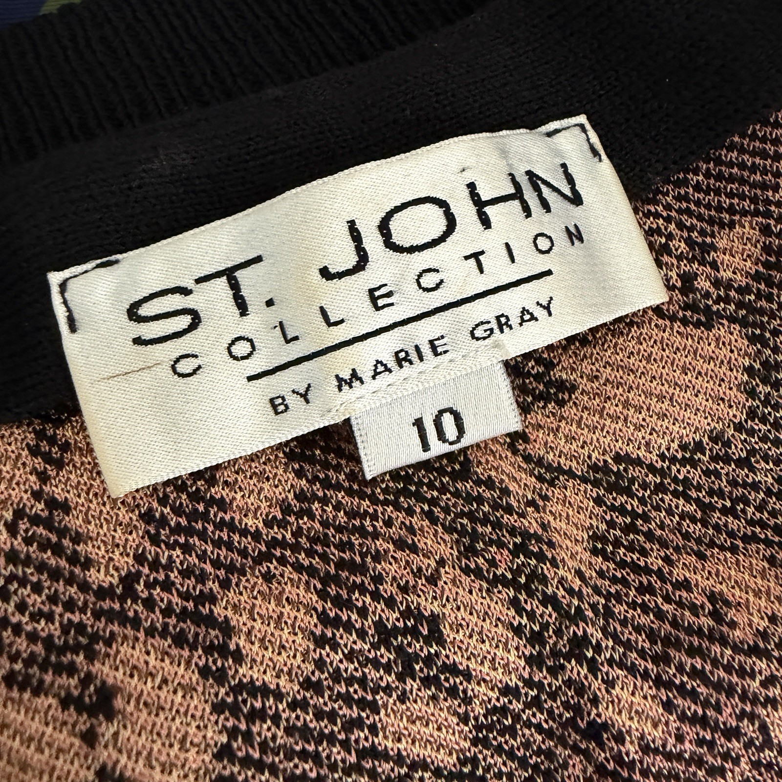St. John Collection Pink Leopard Santana Knit Jacket Sz 8